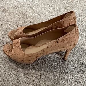 Via Spiga Cork Textured Tan Heels